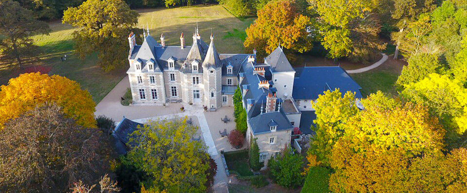 Château du Breuil ★★★★ - Séjour bucolique dans un château du Val de Loire. - Val de Loire, France