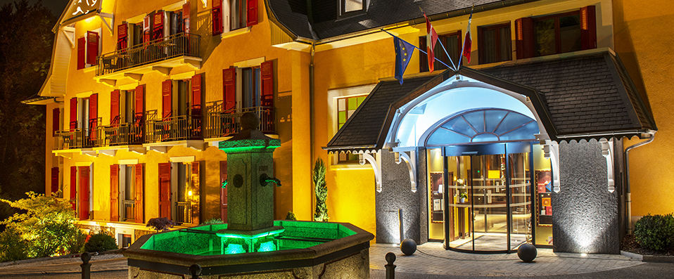 Hôtel les Trésoms Lake & Spa Resort ★★★★ - Explore this picture-postcard alpine town enveloped in natural beauty. - Annecy, France