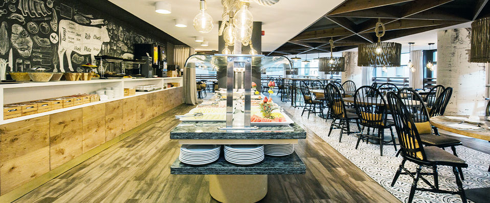 Centric Atiram Hotel ★★★★ - A wealth of natural beauty or the riches of retail therapy, experience it all. - Andorra-la-Vella, Andorra