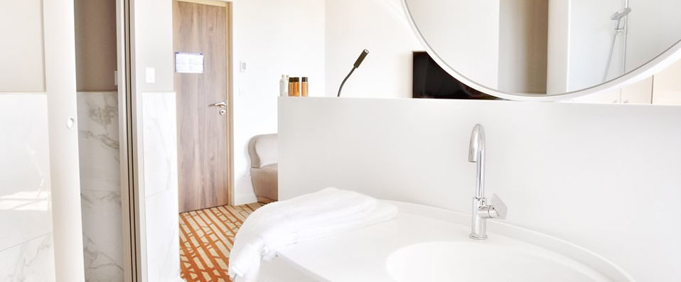 Hôtel Le Saint Gelais ★★★★ - La ville de la BD vous invite à plonger dans sa bulle. <b>Disponibilités jusqu'en mai 2017 !</b> - Angoulême, France