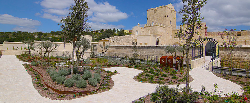 Masseria Fortificata San Francesco ★★★★ - A fortified luxury hotel inside a city steeped in history. - Matera, Italy