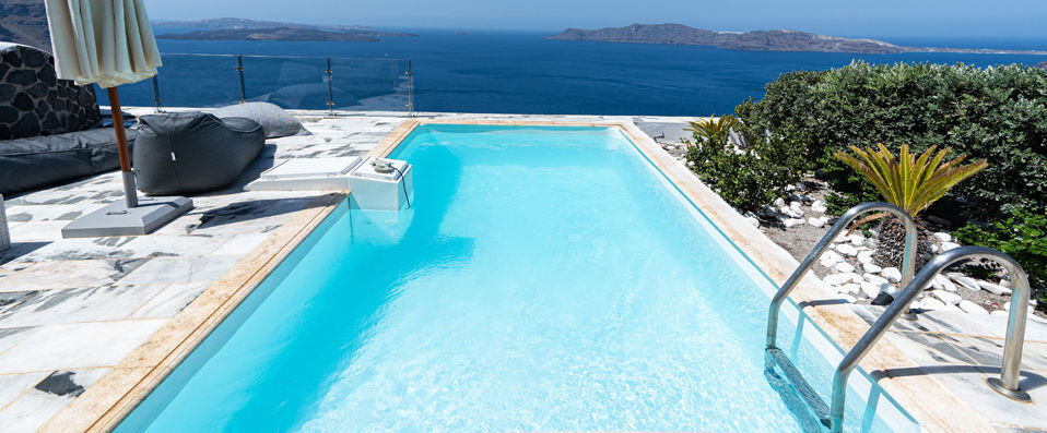 CSky Hotel ★★★★★ - See-it-to-believe-it bliss on Santorini’s breathtaking coastline. - Santorini, Greece