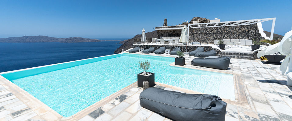 CSky Hotel ★★★★★ - See-it-to-believe-it bliss on Santorini’s breathtaking coastline. - Santorini, Greece