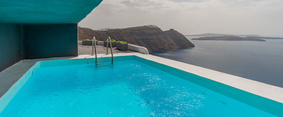 CSky Hotel ★★★★★ - See-it-to-believe-it bliss on Santorini’s breathtaking coastline. - Santorini, Greece