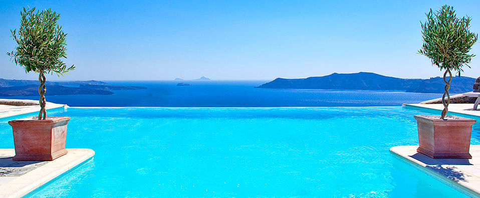 CSky Hotel ★★★★★ - See-it-to-believe-it bliss on Santorini’s breathtaking coastline. - Santorini, Greece