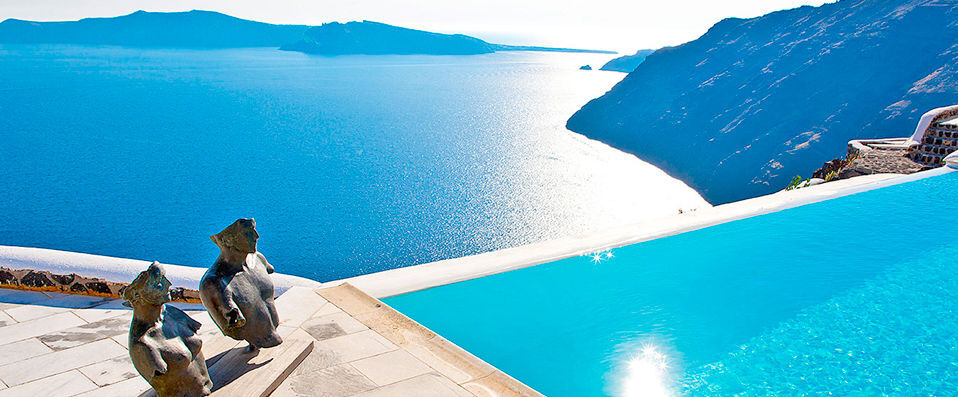 CSky Hotel ★★★★★ - See-it-to-believe-it bliss on Santorini’s breathtaking coastline. - Santorini, Greece
