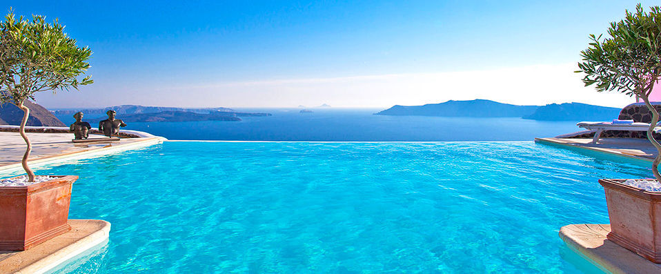 CSky Hotel ★★★★★ - See-it-to-believe-it bliss on Santorini’s breathtaking coastline. - Santorini, Greece