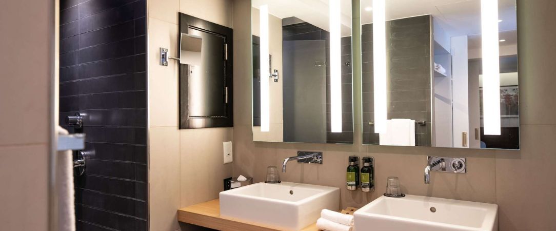 Le Louise Hotel Brussels - MGallery ★★★★★ - An exceptional hotel with a peaceful terrace in the heart of Brussels. - Brussels, Belgium