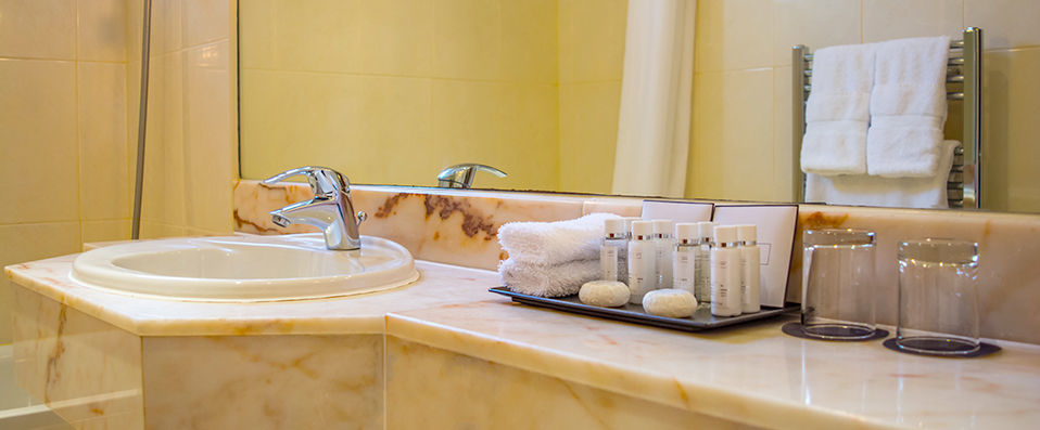 The Rathbone Hotel ★★★★ - Adresse 100% british en plein cœur de la capitale. - Londres, Royaume-Uni
