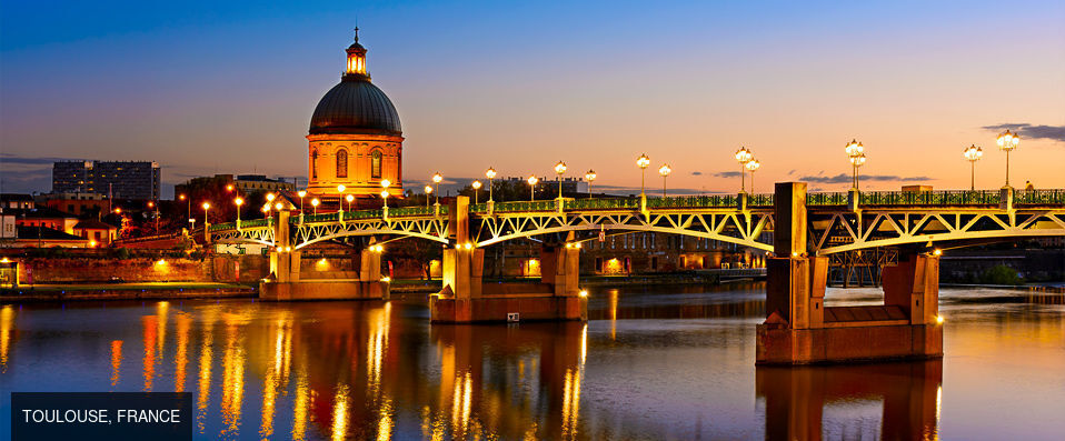 Citadines Wilson Toulouse - Discover the meaning of <i>la vie en rose</i> - Toulouse, France