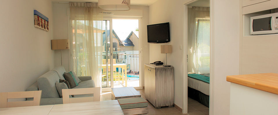 Résidence Vacances Bleues Les Jardins d'Arvor ★★★★ - Explore Brittany at your own pace from this quaint seaside apartment. - Brittany, France