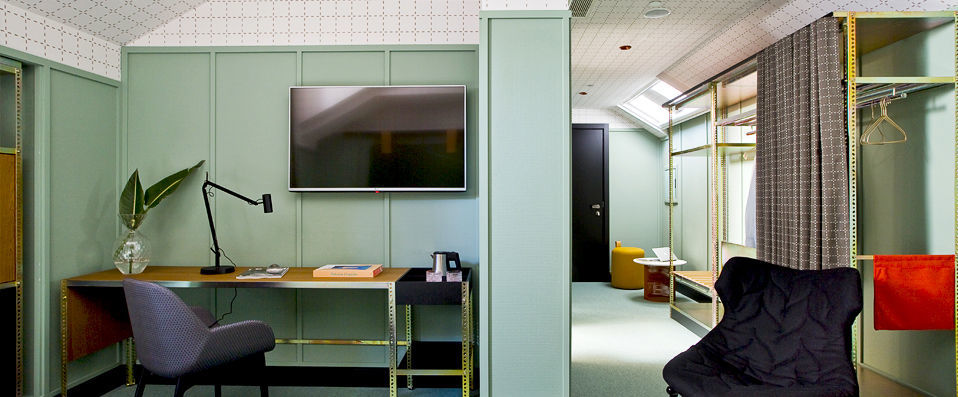 Room Mate Giulia ★★★★ - Discover your home away from home in magical Milan - Milan, Italy