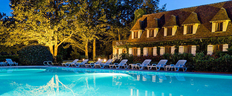 Auberge des Templiers ★★★★★ - A picture-perfect romantic setting in the lush Loire Valley - Loire Valley, France