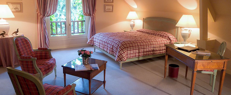 Auberge des Templiers ★★★★★ - A picture-perfect romantic setting in the lush Loire Valley - Loire Valley, France