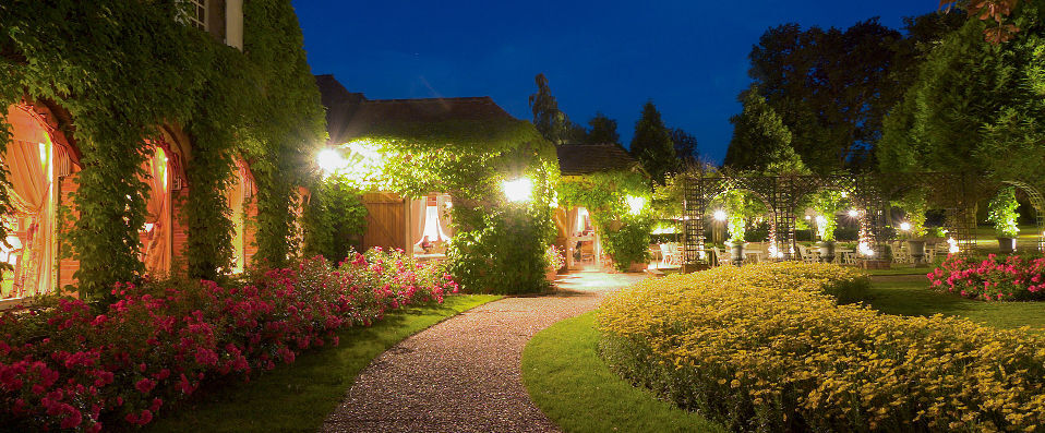 Auberge des Templiers ★★★★★ - A picture-perfect romantic setting in the lush Loire Valley - Loire Valley, France