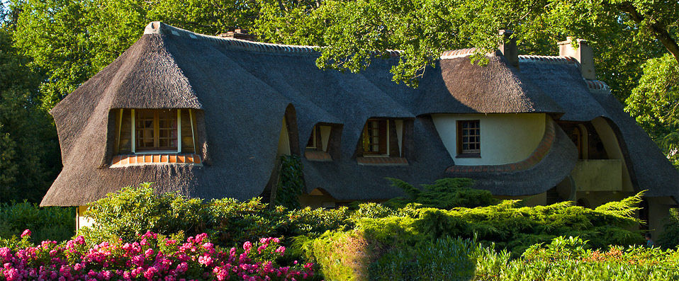 Auberge des Templiers ★★★★★ - A picture-perfect romantic setting in the lush Loire Valley - Loire Valley, France