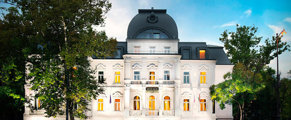 Mirage Medic Hotel ★★★★ - Luxe & détente en plein cœur du Paris de l’Est. - Budapest, Hongrie