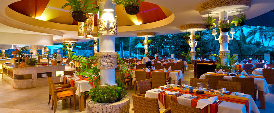 Leopard Beach Resort & Spa ★★★★ - Cadre luxueux & safari… Vivez pleinement l’Afrique ! Demi-pension incluse. - Kenya