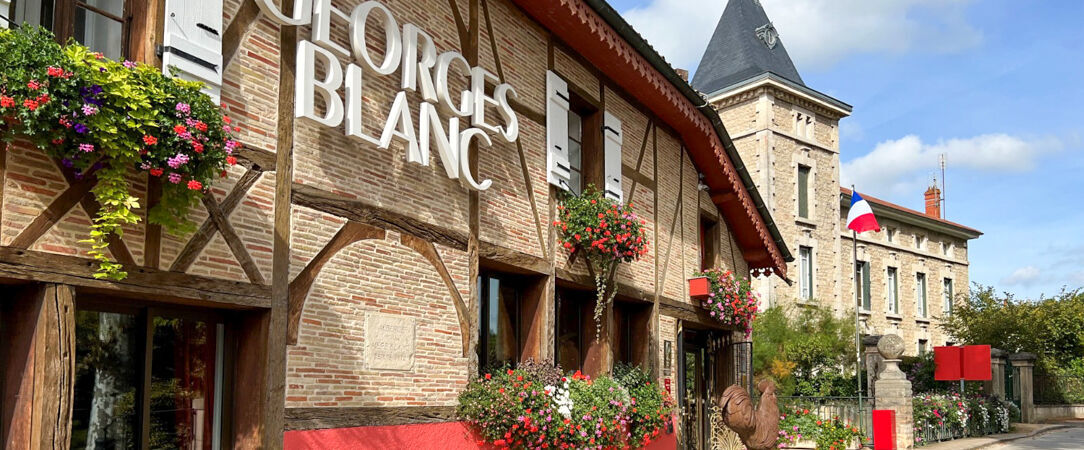 Georges Blanc Parc & Spa – Relais & Châteaux ★★★★★ - Une escapade merveilleuse dans le village de Georges Blanc, entre parc féérique, art de vivre et héritage d’exception. - Ain, France