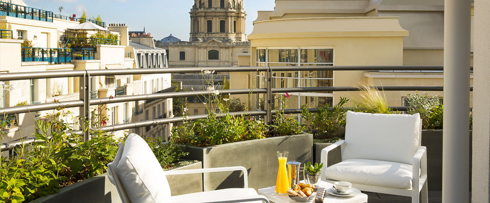 Le Cinq Codet ★★★★★ - A finer way to experience the wonders of the City of Light. - Paris, France