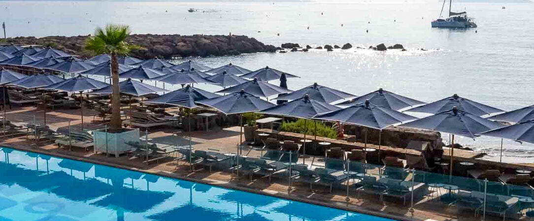 Pullman Cannes Mandelieu Royal Casino ★★★★ - A sophisticated hotel, facing the Bay of Cannes. - Cannes, France