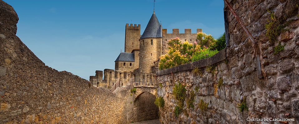 Best Western Hôtel Le Donjon ★★★★ - Experience life as a medieval citizen with all the comforts of modern luxury - Carcassonne, France