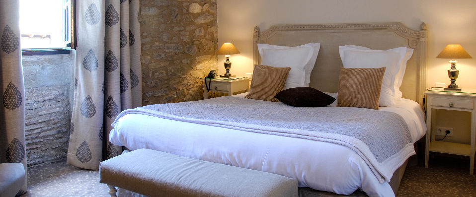 Best Western Hôtel Le Donjon ★★★★ - Experience life as a medieval citizen with all the comforts of modern luxury - Carcassonne, France