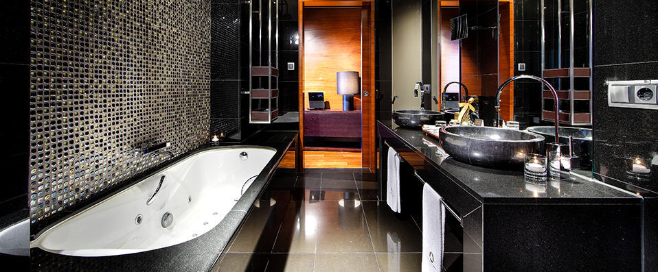 Eurostars Madrid Tower ★★★★★ - A stylish, contemporary gateway to cultural and historic Madrid - Madrid, Spain