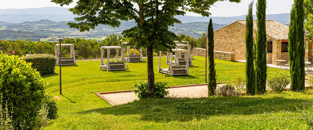 Le Mas des Herbes Blanches Hôtel & Spa ★★★★★ - A luxury stone farmhouse overlooking the Luberon. - Luberon, France