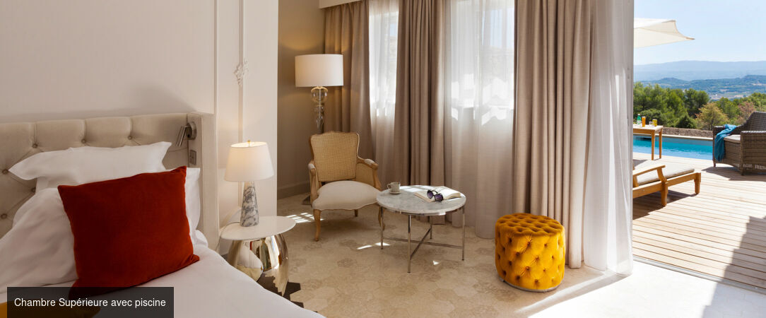 Le Mas des Herbes Blanches, Relais & Châteaux ★★★★★ - Escapade étoilée face à l’un des plus beaux villages de France. - Luberon, France