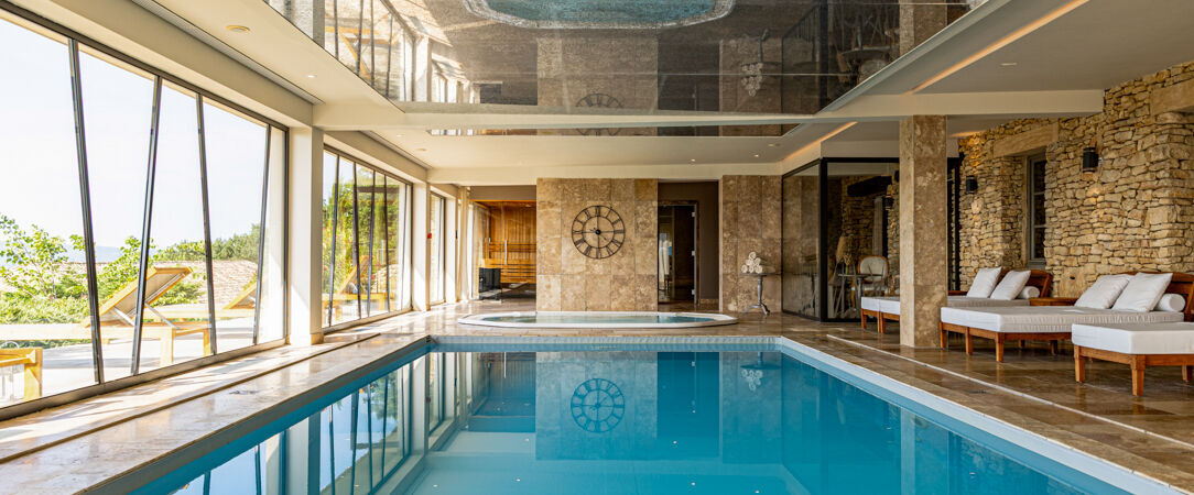 Le Mas des Herbes Blanches, Relais & Châteaux ★★★★★ - Escapade étoilée face à l’un des plus beaux villages de France. - Luberon, France