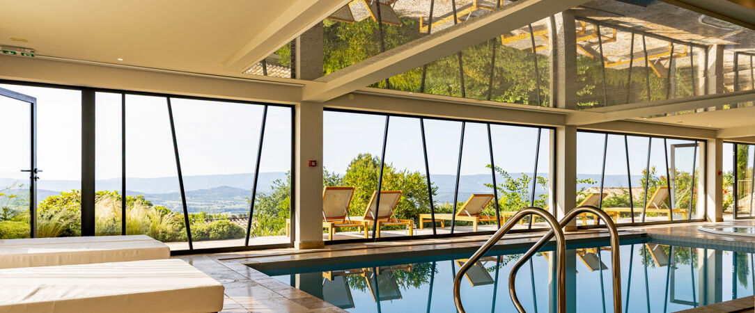 Le Mas des Herbes Blanches, Relais & Châteaux ★★★★★ - Escapade étoilée face à l’un des plus beaux villages de France. - Luberon, France