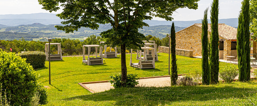Le Mas des Herbes Blanches, Relais & Châteaux ★★★★★ - Escapade étoilée face à l’un des plus beaux villages de France. - Luberon, France