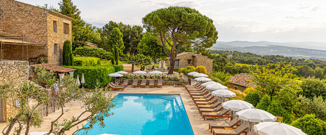 Le Mas des Herbes Blanches, Relais & Châteaux ★★★★★ - Escapade étoilée face à l’un des plus beaux villages de France. - Luberon, France