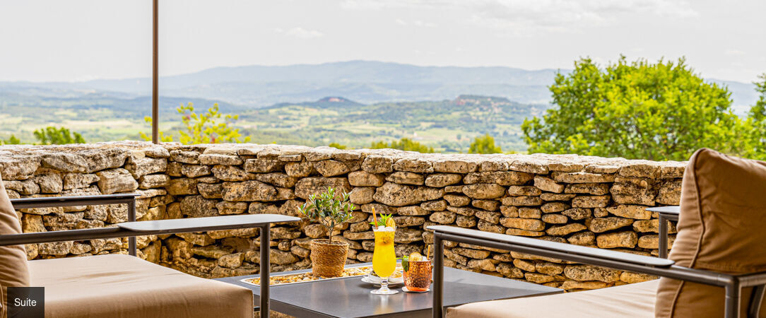 Le Mas des Herbes Blanches, Relais & Châteaux ★★★★★ - Escapade étoilée face à l’un des plus beaux villages de France. - Luberon, France