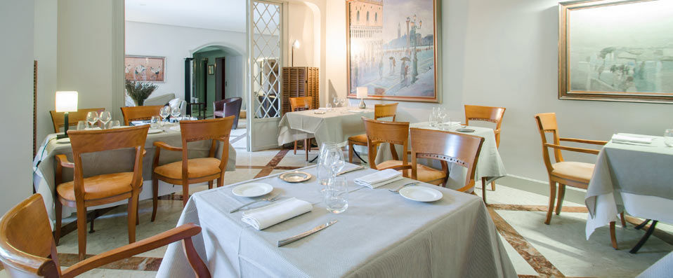 Hôtel Les Agassins ★★★★ - Adresse de charme au cœur de la Provence. - Avignon, France