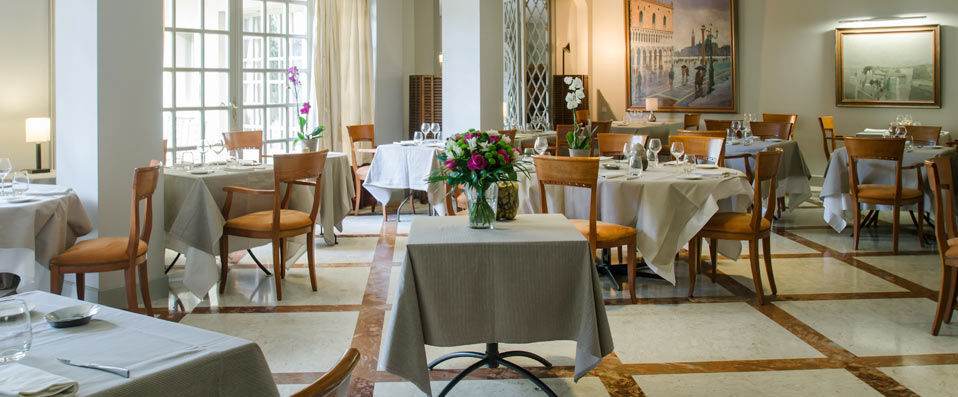 Hôtel Les Agassins ★★★★ - Adresse de charme au cœur de la Provence. - Avignon, France