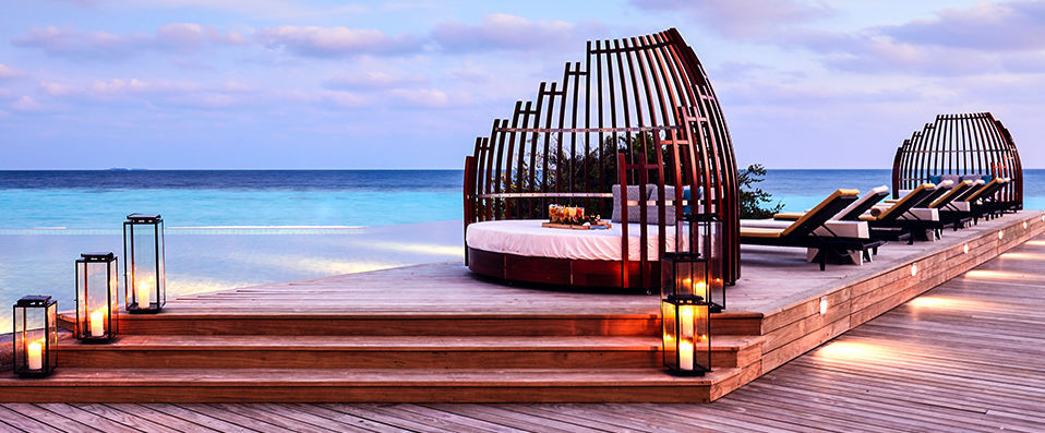 Amari Havodda Maldives ★★★★★ - Évasion édénique sur le bleu céleste de l'océan Indien. <b>All Inclusive !</b> - Maldives