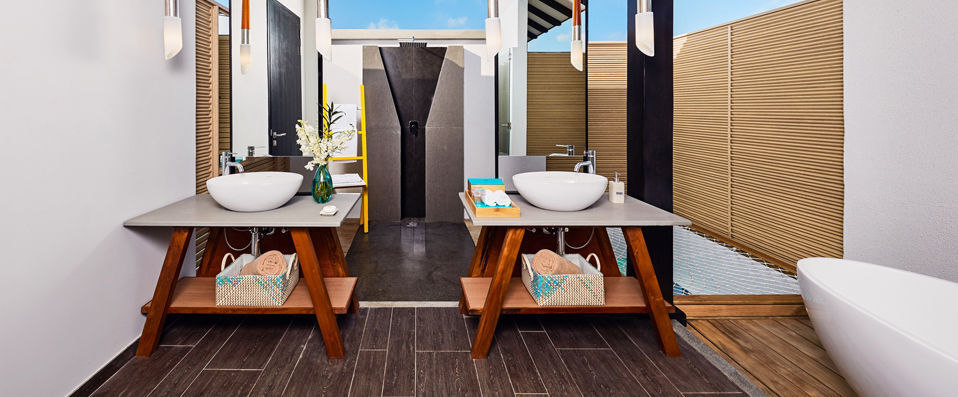 Amari Havodda Maldives ★★★★★ - Évasion édénique sur le bleu céleste de l'océan Indien. <b>All Inclusive !</b> - Maldives