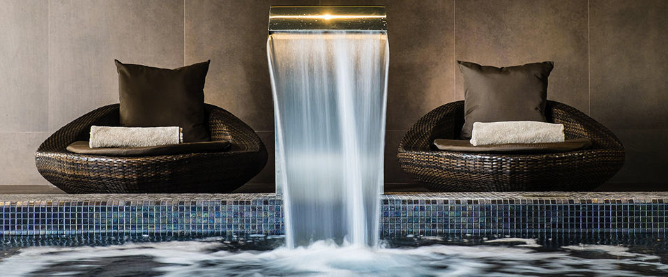 Saccharum ★★★★★ - Five-star luxury on the irresistible Madeiran coastline. - Madeira, Portugal