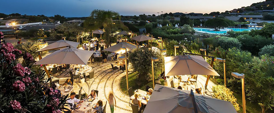 Chia Laguna - Hotel Village ★★★★ - Sublime immersion dans la Sardaigne sauvage. - Sardaigne, Italie