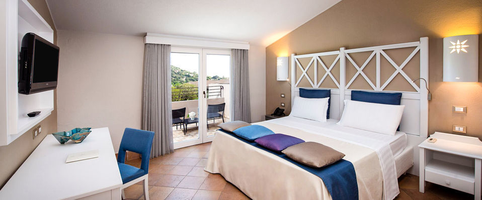 Chia Laguna - Hotel Village ★★★★ - Sublime immersion dans la Sardaigne sauvage. - Sardaigne, Italie