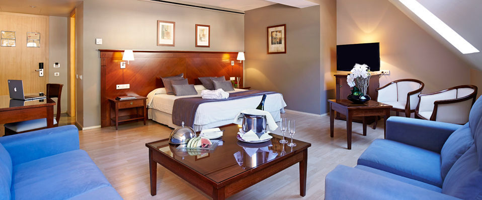 Golden Tulip Andorra Fénix ★★★★ - A sophisticated base to explore the Andorran mountains. - Escaldes, Andorra