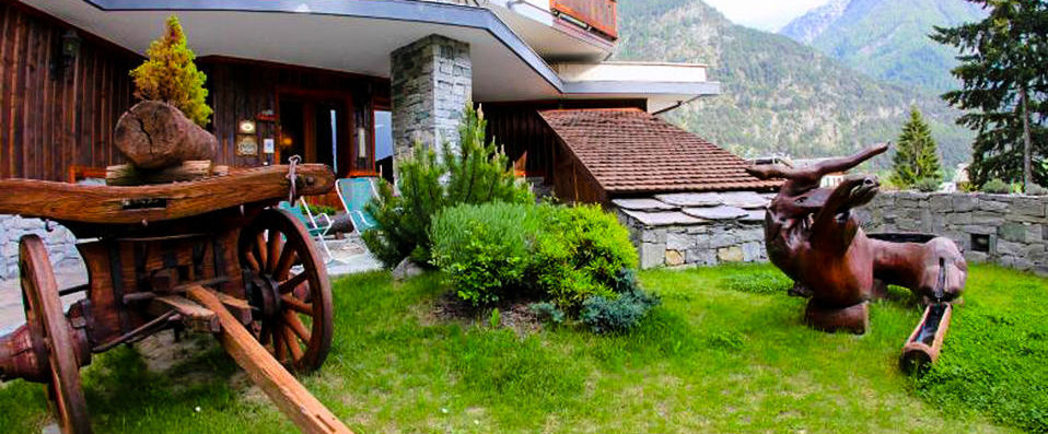 La Torretta ★★★★ - An Italian Alpine rustic retreat to make your heart sing - Challand-Saint-Anselme, Italy