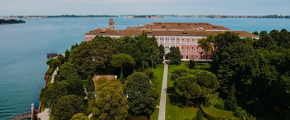 San Clemente Palace Kempinski Venice ★★★★★ - Unadulterated dolce vita on your very own Venetian island. - Venice, Italy