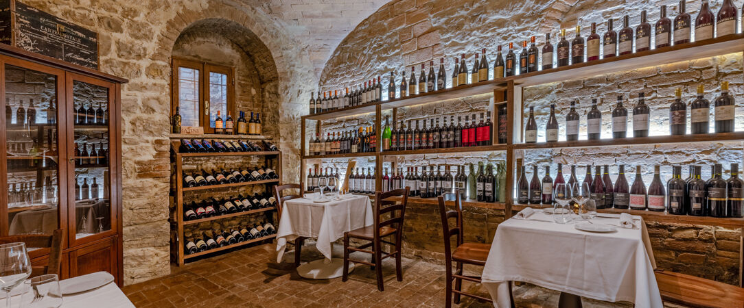 Grand Hotel Salsomaggiore - Thermae & Natural Spa ★★★★★ - Soaking in sumptuous luxury in the waters of Salsomaggiore Terme. - Parma region, Italy