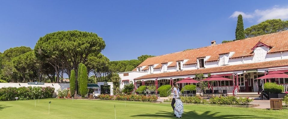 Golf Hôtel de Valescure & Spa Nuxe ★★★★ - Pines, mountains, and the sea – all the relaxation nature can offer. - Saint-Raphaël, France