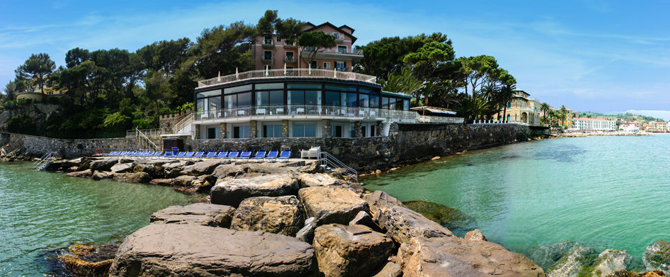 Hotel Arc en Ciel - A seafront portal to the rugged beauty of Liguria. - Diano Marina, Italy