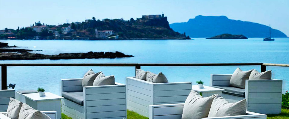Alas Resort & Spa ★★★★★ - A contemporary Greek hotel set on a private beach. <b>Half board included</b> - Peloponnese, Greece