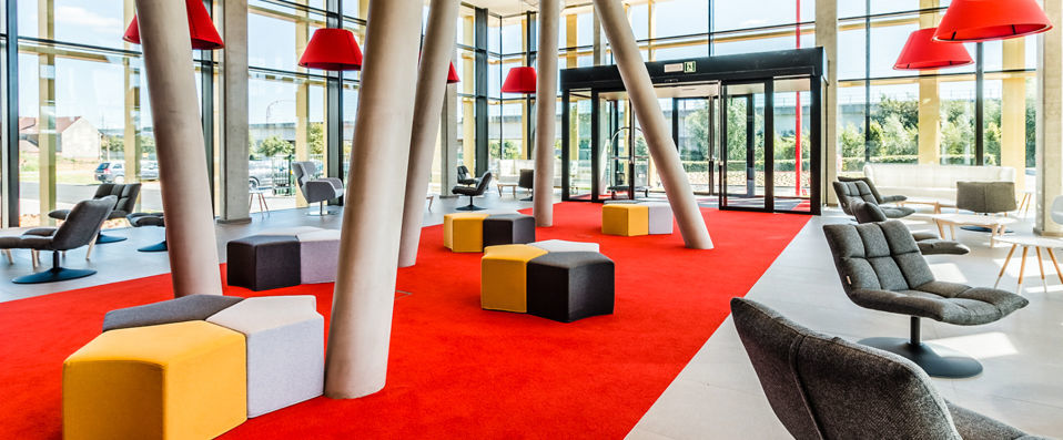 Martin's Red ★★★★ - Contemporary luxury in Belgium with a sporting twist - Tubize, Belgium